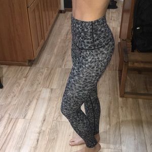High waisted lululemon workout pants